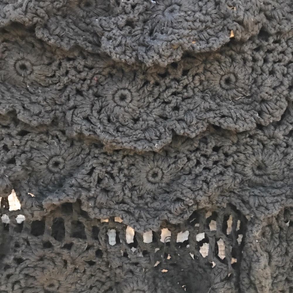 Cleobella Holly Tiered Cotton Crochet Crop Top - Picture 4 of 8